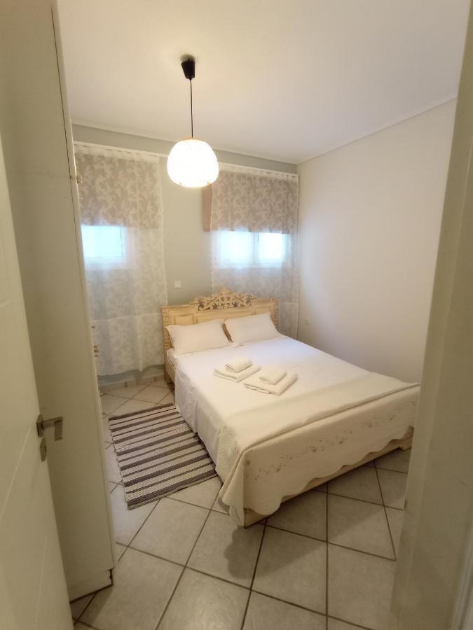 Galini Apartment Near Sea, Port And Airport Artemida  Ngoại thất bức ảnh