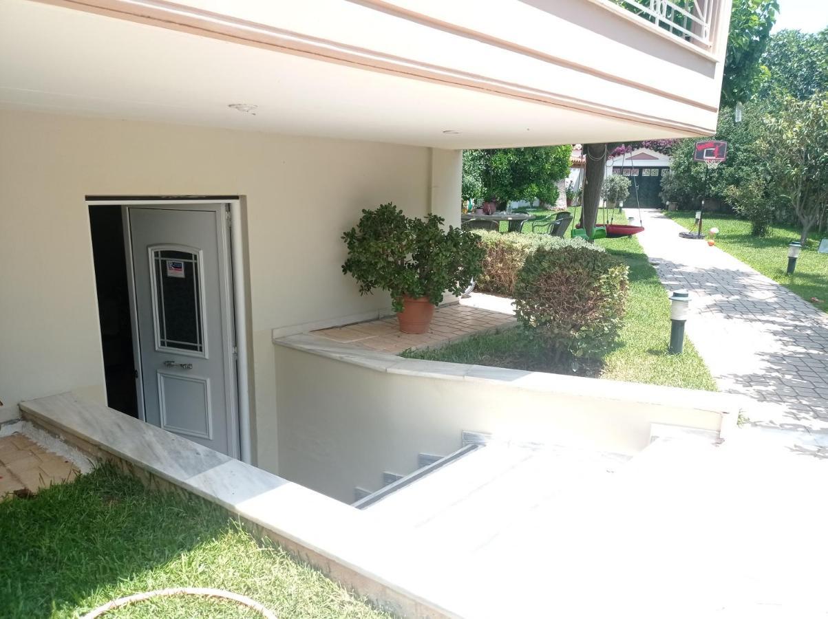 Galini Apartment Near Sea, Port And Airport Artemida  Ngoại thất bức ảnh